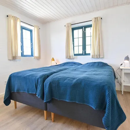 Дом отдыха Awesome In With Wifi