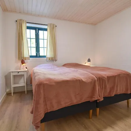 Mysigt Hem I Med Kök *